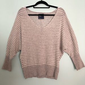 Super soft American eagle sweater